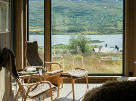 Modern Mountain Cabin With Nature In Valdres, hotel v destinaci Løken
