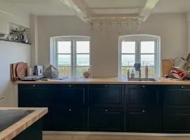 Bright Beach Villa With Sea Views To Hesselø Bay