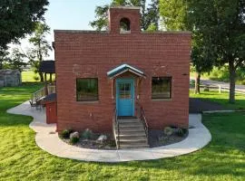 Cozy Holiday Retreat The Schoolhouse 5 Bed