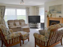 Fairway Cottage- Uk11780, hotel a Lucker