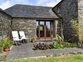 Round House - Uk12083
