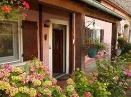 Maison familiale à Brotte-lès-Ray, lits faits à l'arrivée - FR-1-583-427