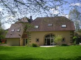 Gîte Le Séquoia: Confort pour 17 personnes, idéal pour randonner dans les Vosges Saônoises - FR-1-583-426