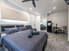 Urban Luxe Studio Northcrest