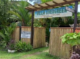 Villa Evergreen Restaurant and Rooms, hotel en San Vicente