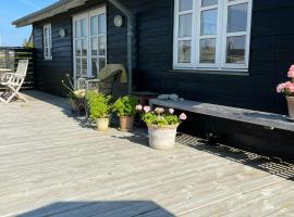 Charming Summer House Near Dalbybugten, Hotel in Mesinge