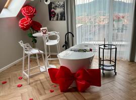 Студио с вана и гледка в "The House" с Термална зона