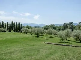 Historic Villa With Pool In The Lucca Hills