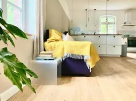 Cosy Country House With Wild Garden Near The Lake