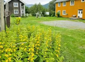 Charming Log House Near Oppdal