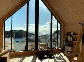 Seaside Cabin With Secluded Location In Bokn