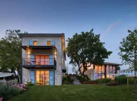 Restored French Estate In Medieval Lauzerte