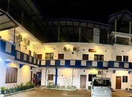 kk house, hotel in Kataragama