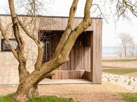 Simple Lifestyle And Starry Sky On Helnæs, хотел в Ebberup