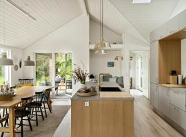 Modern Home With Personal Touch Near Ordrup, hotel em Fårevejle