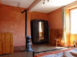 Gîte familial 6 pers avec billard et salle de jeux - FR-1-583-488