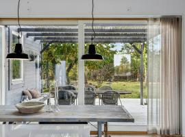 Architect-Designed House In Fröjel Near The Beach – hotel w mieście Klintehamn