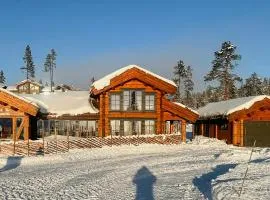 Log Cabin With Views Over Turufjell