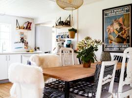 Cooking Over Fire And Coziness Near Ajstrup Beach, hotel v destinaci Ajstrup Strand