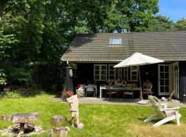 Summer House Near Rørvig Harbour And Nature, hotel in Rørvig