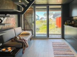 Seaside Boathouse In Veiholmen, vila v destinaci Smøla