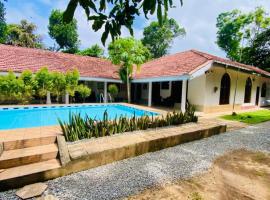 AYUBO Villa, hotel u Negombu