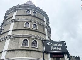 Camelot Hotel Quezon City powered by Cocotel, hotel v mestu Manila