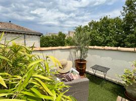 Hôtel de l'Horloge, hotel v Avignonu