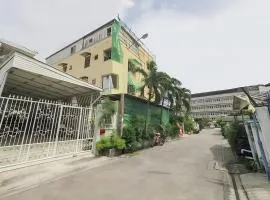 Sukhum Mega Bangna Guest House