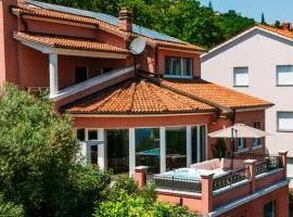 Apartments Villa Marid