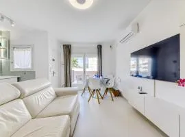 Casa con piscina privada y comunitaria
