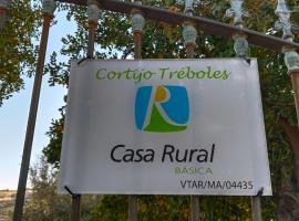 Los Tréboles, ξενοδοχείο σε Periana