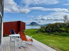 Midnight Sun Paradise Lofoten, hotel em Bøstad