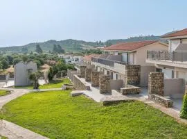 Arya Hotel