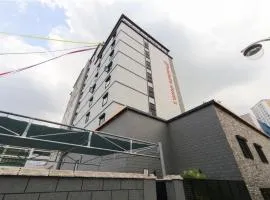 Yangsan Cadeo Hotel