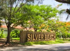 Silver Beach Resort Ke Ga