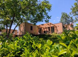 Domaine des 7 cépages, Hotel in Arsonval
