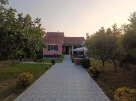 Beautiful nearby beach house with garden, private pool and large yard