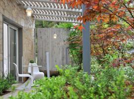 Alekos Luxury Suites - Free 24hr Transformation From To Airport