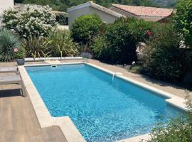 Comme à la maison près de la DOLCE VIA, hotel v destinaci Saint-Fortunat-sur-Eyrieux