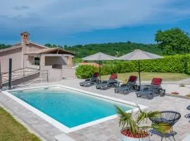 Villa Bonissa, a private and tranquil haven amidst nature