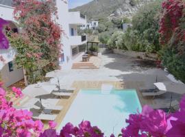 Boutique Hotel Tilos Mare, hotel v destinaci Livadia