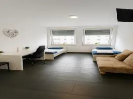 Maya Zimmer Zentral & Praktisch