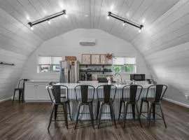 The Barn at Sharp Run-Modern Barn in the heart of Amish Country