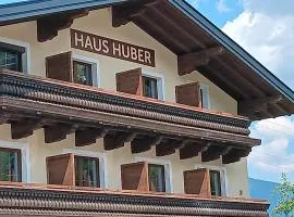Haus Huber Zimmer und Apartments