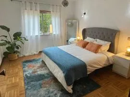 Cozy large rooms in Minde, Fatima