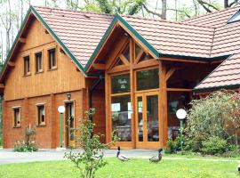 H&ocirc;tel R&eacute;sidence La Maison par Les Pins Sylvestres Amn&eacute;ville les Thermes، شقة فندقية في أمنيفيل