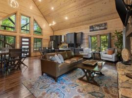 Cozy Cabin with Hot Tub, Fire Pit and Arcade Games, villa in Broken Bow