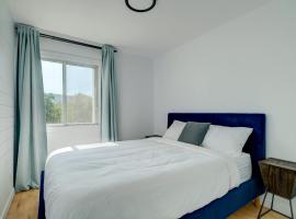Bromont में, होटल room with shared bathrooms 883 Shefford