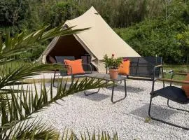 Glamping La Yurta nel Verde luxe ingerichte 4persoons Belltent